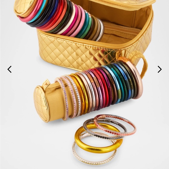 Neiman Marcus Exclusive Gold Travel Case and All Weather Bangle Bracelet Bundle - Picture 3 of 4